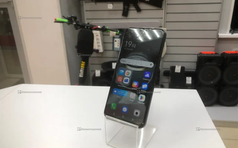 Tecno Spark 30C 4/128 ГБ