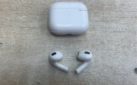 Купить Наушники  AirPods 3 б/у , в Москва и область Цена:3500рублей
