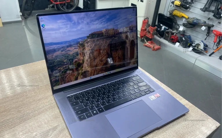 Ноутбук  Huawei Matebook d16