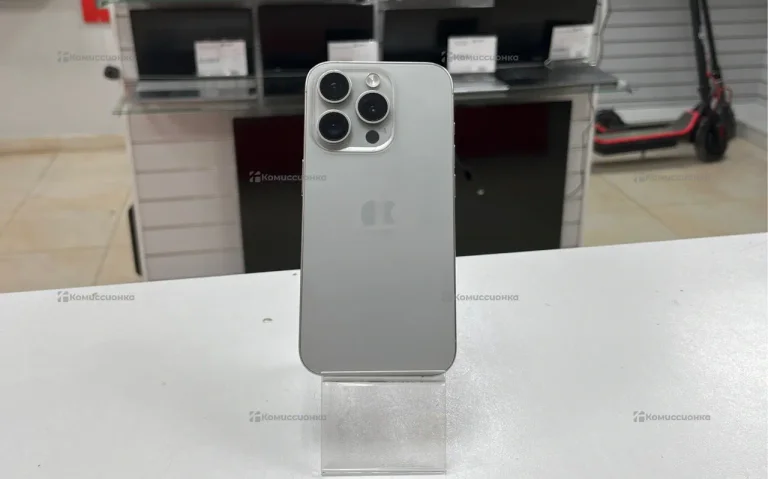 Apple iPhone 15 Pro 8/256 ГБ