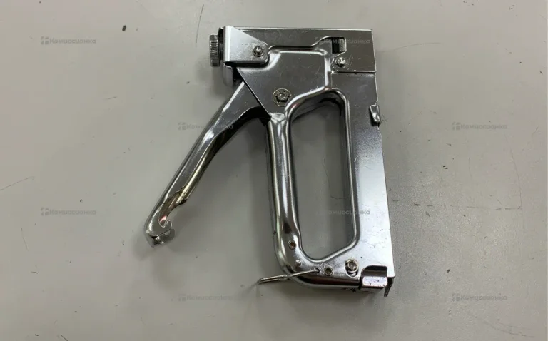 Мебельный степлер Stayer