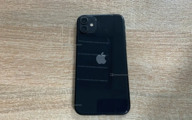 Apple iPhone 11 64ГБ Разбит экран