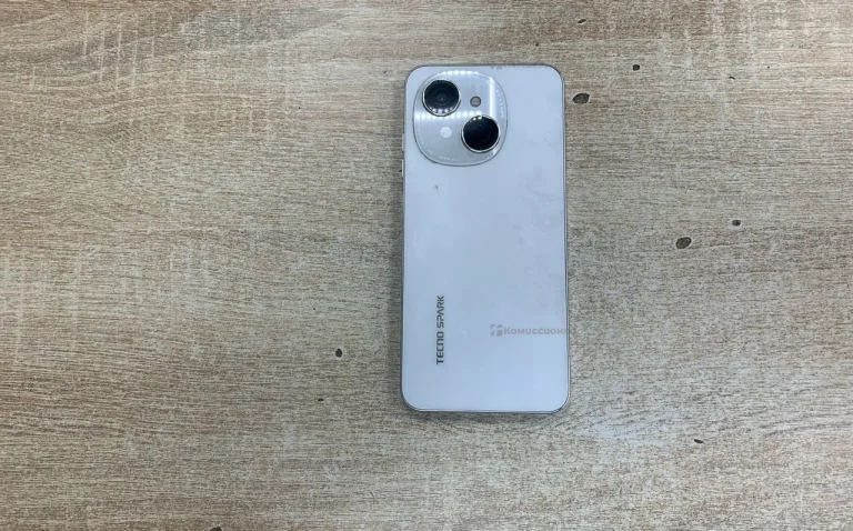 Tecno Spark Go 1 3/64 ГБ