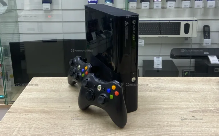 Приставка Xbox 360 E 360