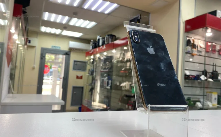 Apple iPhone XS 4/64 ГБ