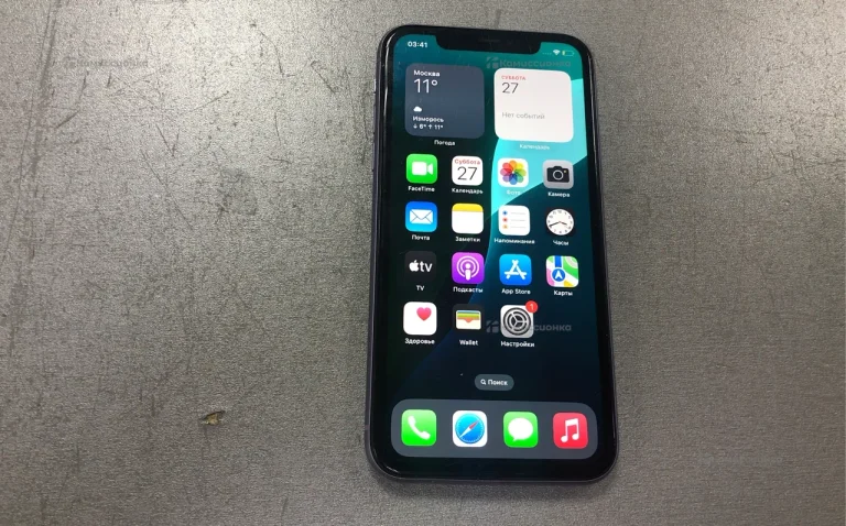 Apple iPhone 11 4/128 ГБ
