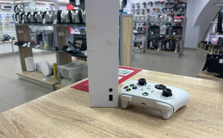 Приставка Xbox series s 1tb