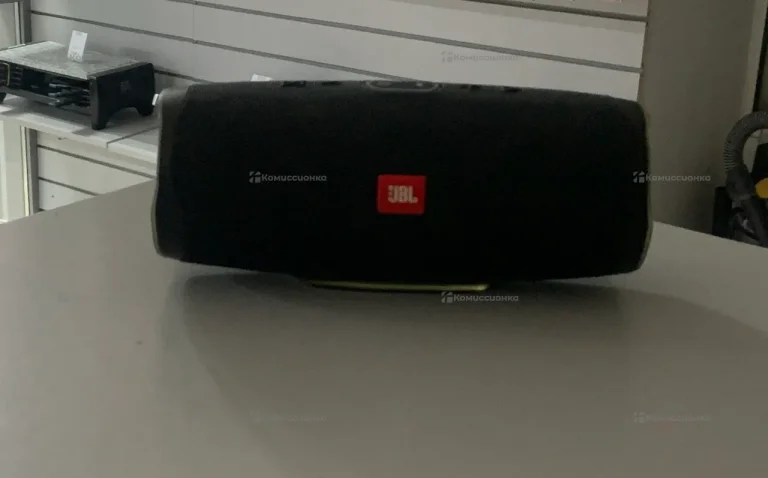 Колонка  JBL CHARGE 4