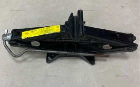 Купить Домкрат до 1000 кг б/у , в Рязань Цена:800рублей