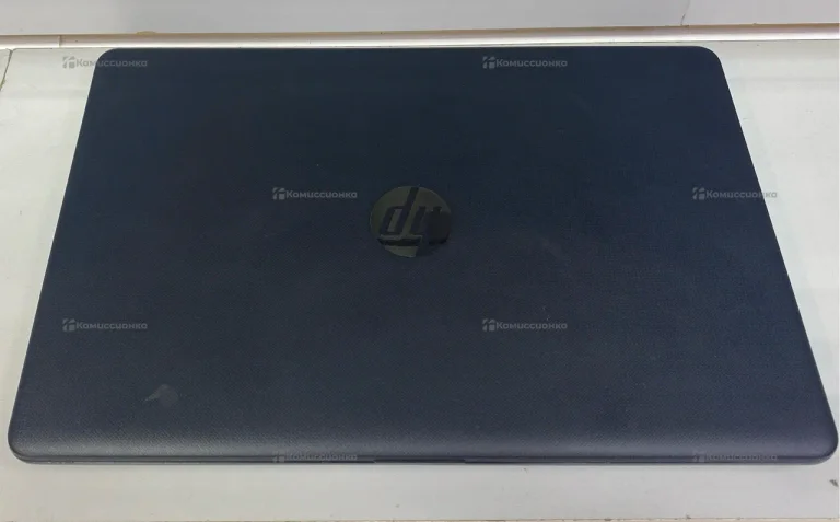 Ноутбук  Hp 15-bw037ur