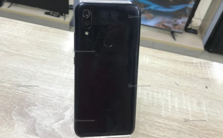 Xiaomi Redmi 7 2/16 ГБ