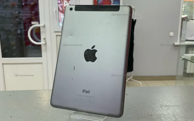 Планшет Apple iPad mini 32Gb Wi-Fi