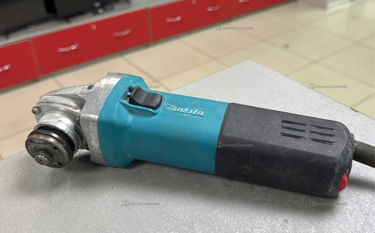 Ушм Makita 9558HN реплика