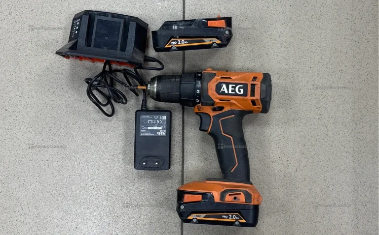 Аккумуляторная дрель-шуруповерт AEG BS18G4-202C