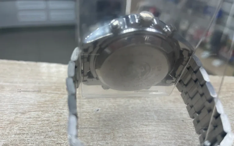 Часы Dual Time