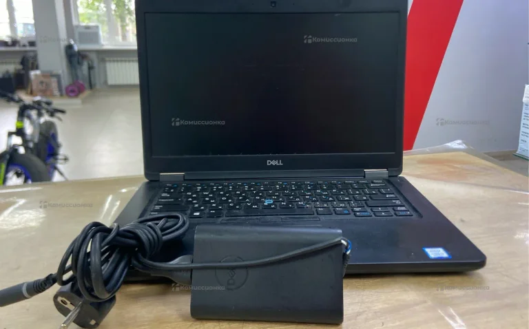 Ноутбук Dell Latitude 5490