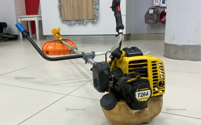 Триммер бензиновый Champion T264