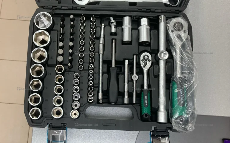 набор инструментов 82 tools