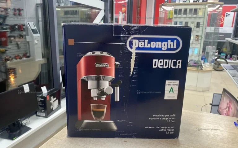 Кофеварка De’Loghin Delica EC680 R