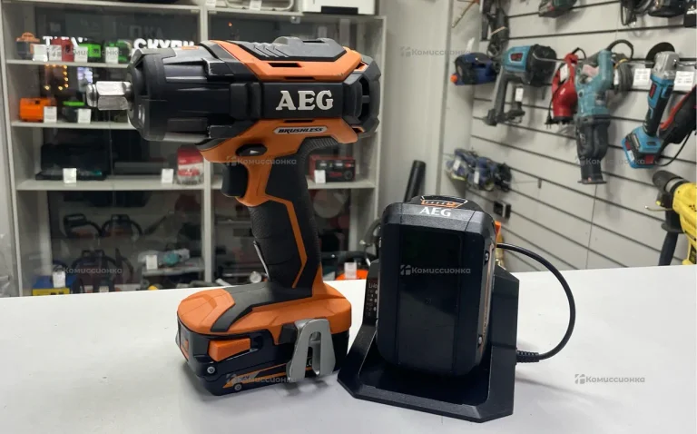 Аккумуляторный гайковерт AEG  BSS18C12ZBL