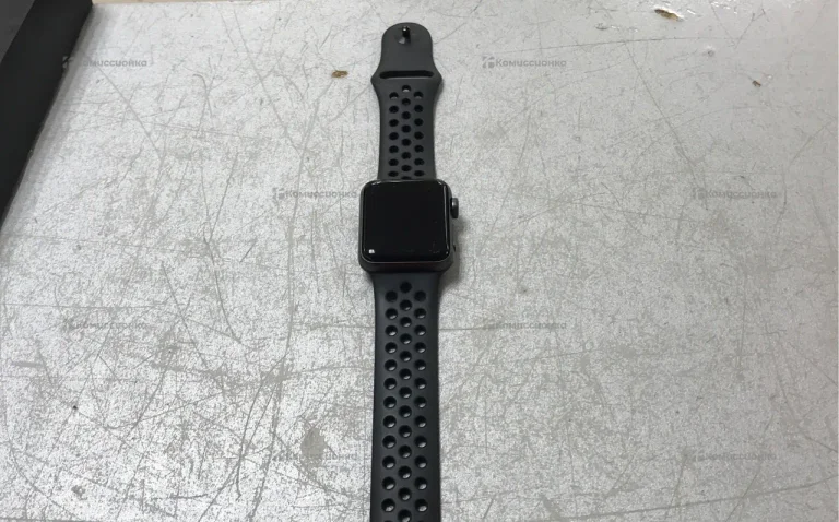 Часы Apple Watch 3 38mm