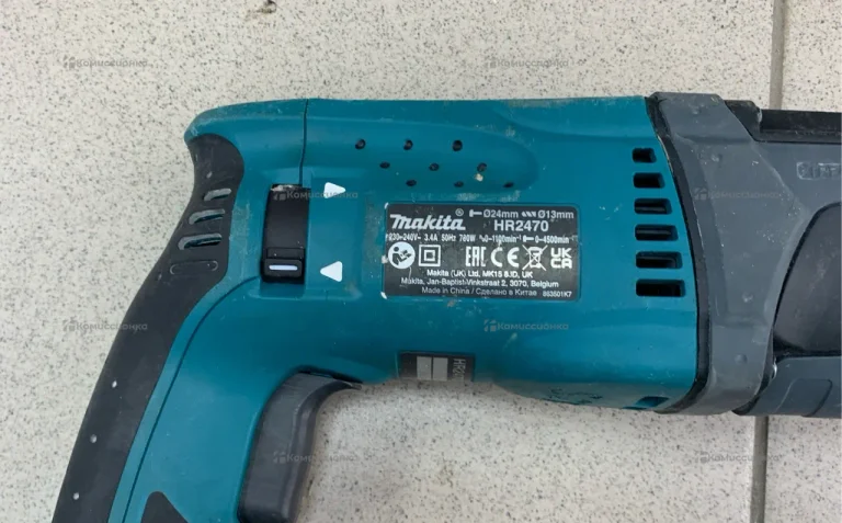 Перфоратор makita HR2470