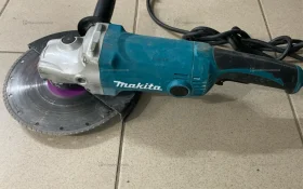 Угловая шлифмашина Makita GA9050