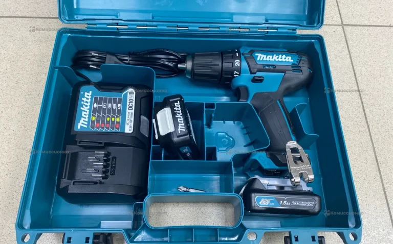 Аккумуляторная дрель-шуруповерт Makita DF333D
