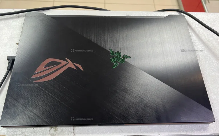 Ноутбук  ASUS zephyrus S gx701gxr