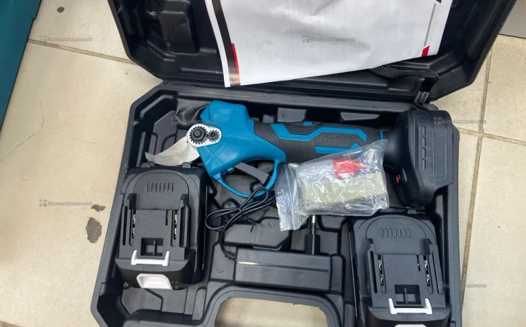 Секатор MAKITA АКБ