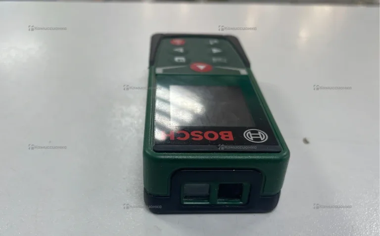 Лазерный дальномер BOSCH Universal Distance 50