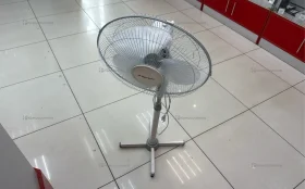 Купить Напольный винтелятор Binatone SF 1604 WS б/у , в Курган Цена:990рублей