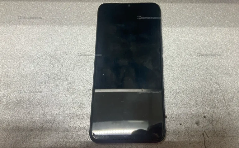 Tecno Spark 8C 4/64 ГБ