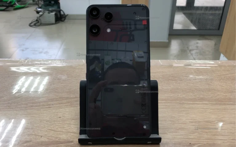 Nothing Phone (3a) Lite 8/128 ГБ