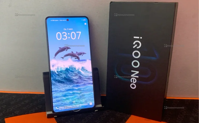 Vivo iQOO Neo 10 16/512 ГБ