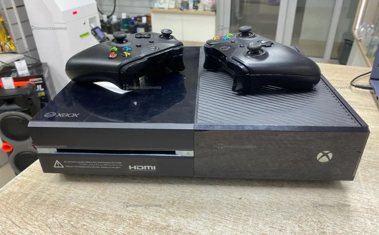 Приставка Игровая приставка Xbox One Console