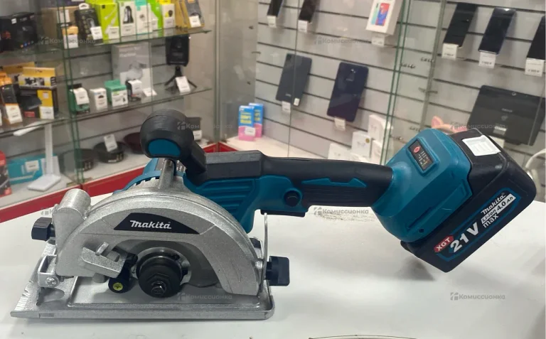 циркулярка аккумуляторная Makita