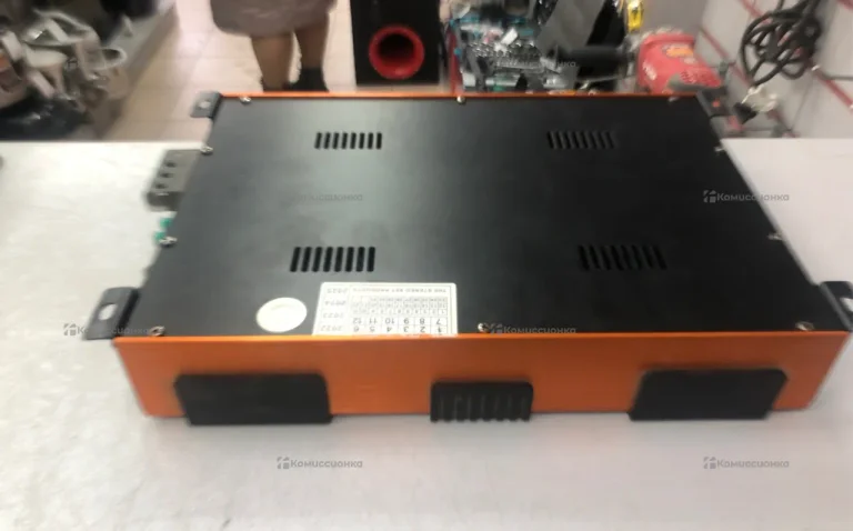 Усилитель  Piranha 4.60