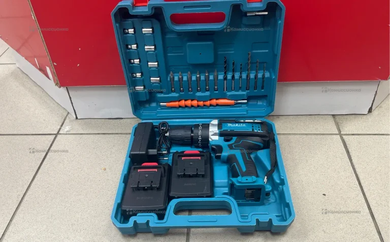 Аккумуляторный шуруповерт Makita реплика