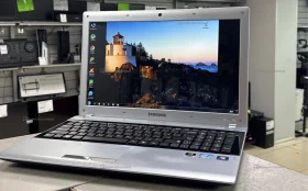 Ноутбук  Samsung RV520