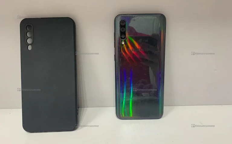 Samsung Galaxy A50 4/64 ГБ