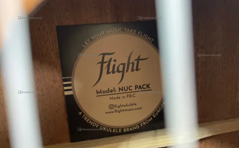 укулели flight