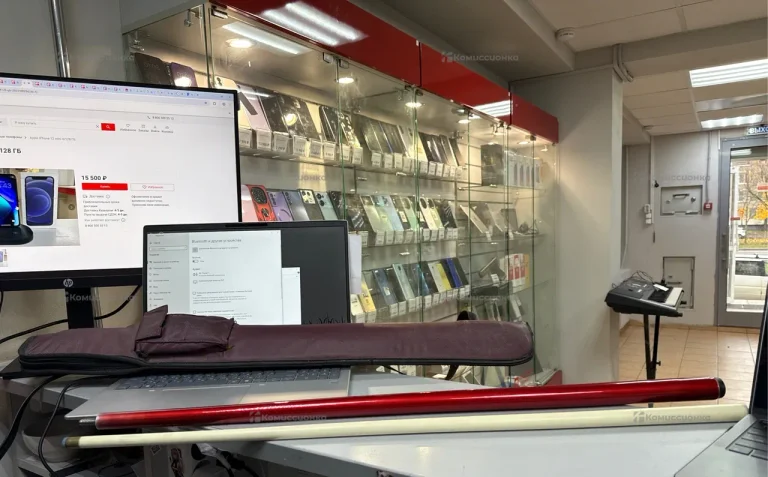 Кий minimalism T-pro с бордовым чехлом