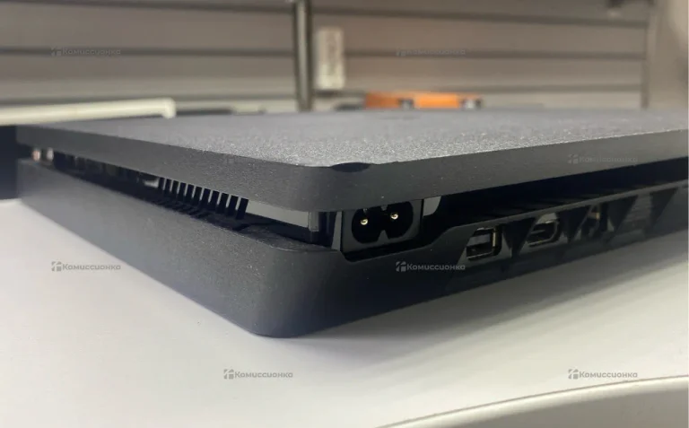 Приставка  PS4 1tb
