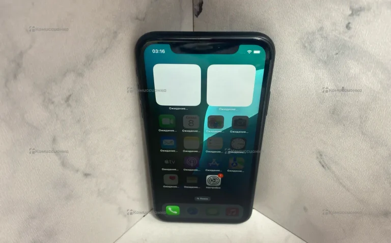 Apple iPhone XR 3/64 ГБ