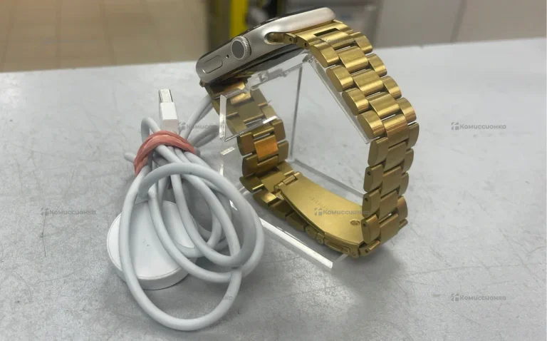 Часы  Apple Watch Series 9 45mm