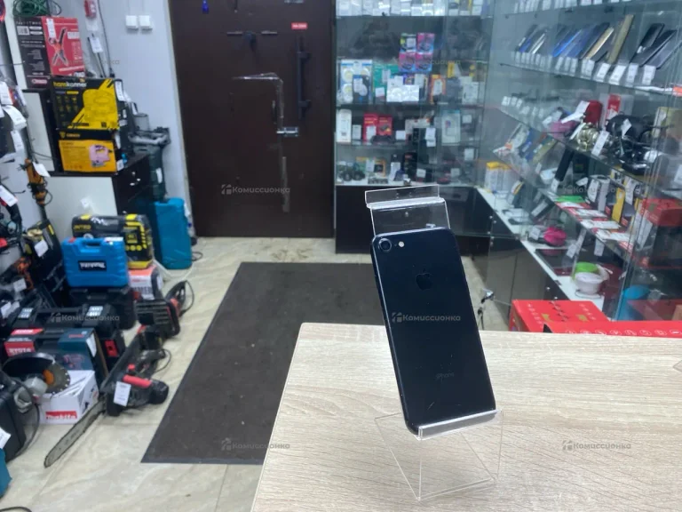 Apple iPhone 7 2/128 ГБ