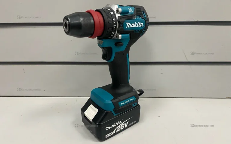 Шуруповерт Makita со съёмным патроном реплика