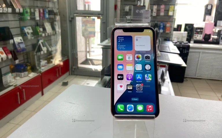 Apple iPhone Xr 64 ГБ.