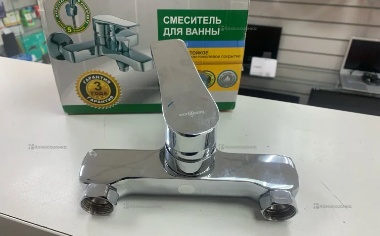 Смеситель для ванны